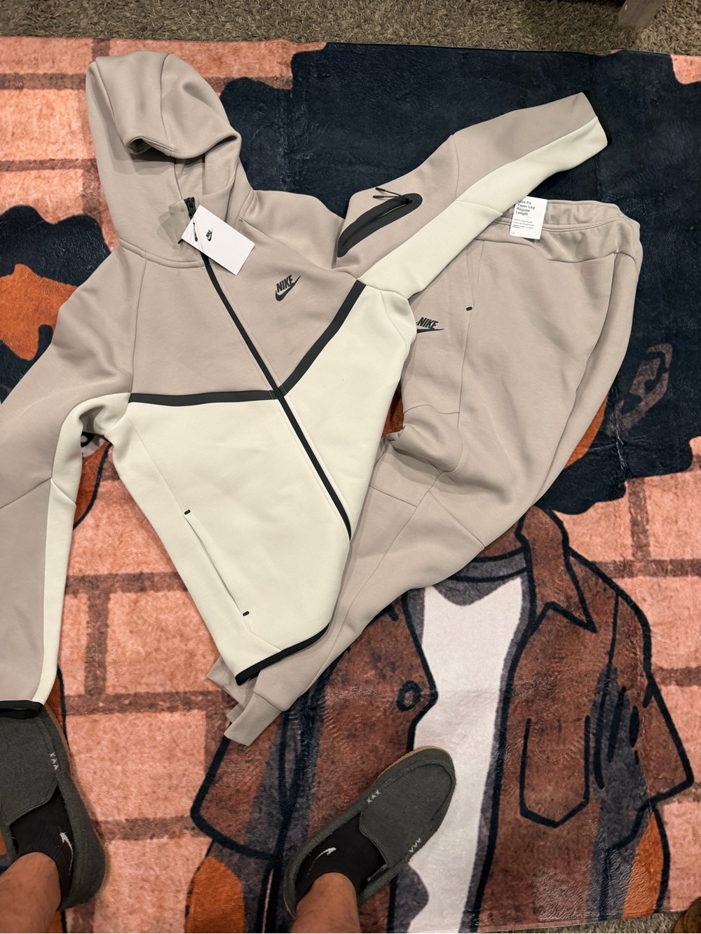 Nike Women’s Colorblock Full-Zip Hoodie & Joggers Set - Taupe & Cream